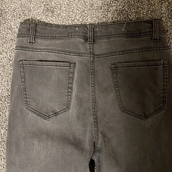 Never DREAM alone jeans - Picture 5 of 5